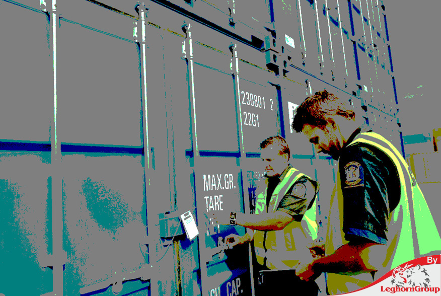 We_often_hear_about_cargo_seal_in_the_world_of_shipping_03